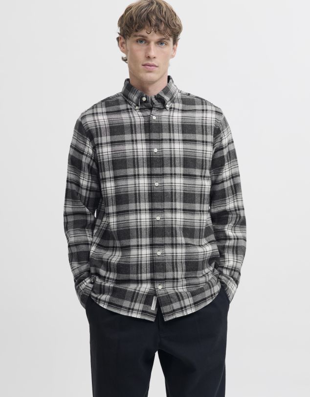 CAMISA DE CUADROS TIPO FRANELA FINA DE HOMBRE DE JACK AND JONES