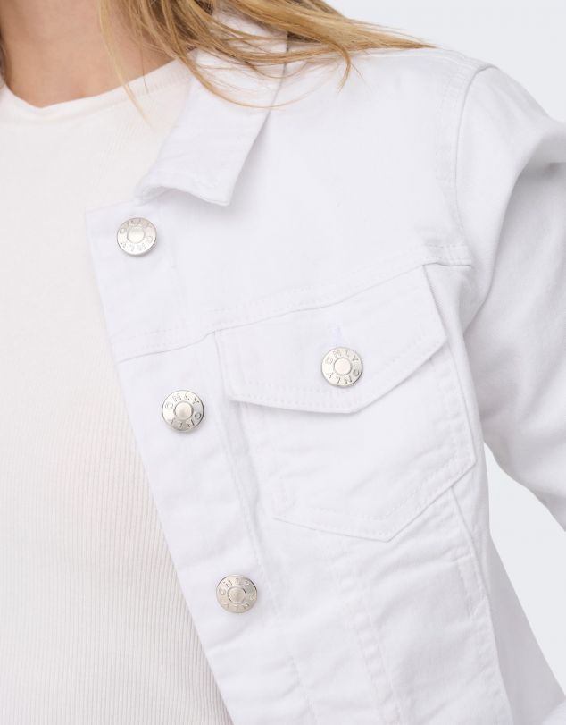 CAZADORA VAQUERA DENIM EN DIFERENTES COLORES CON CIERRE CON BOTONES DE MUJER DE ONLY